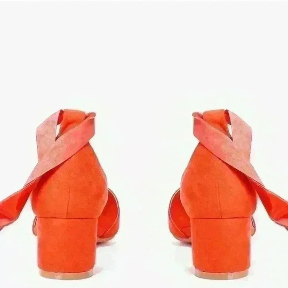 NEW NIB Boohoo Women's Daisy Wide Fit Pointed Wrap Strap Ballet Sz 9 US $45 - Picture 3 of 3